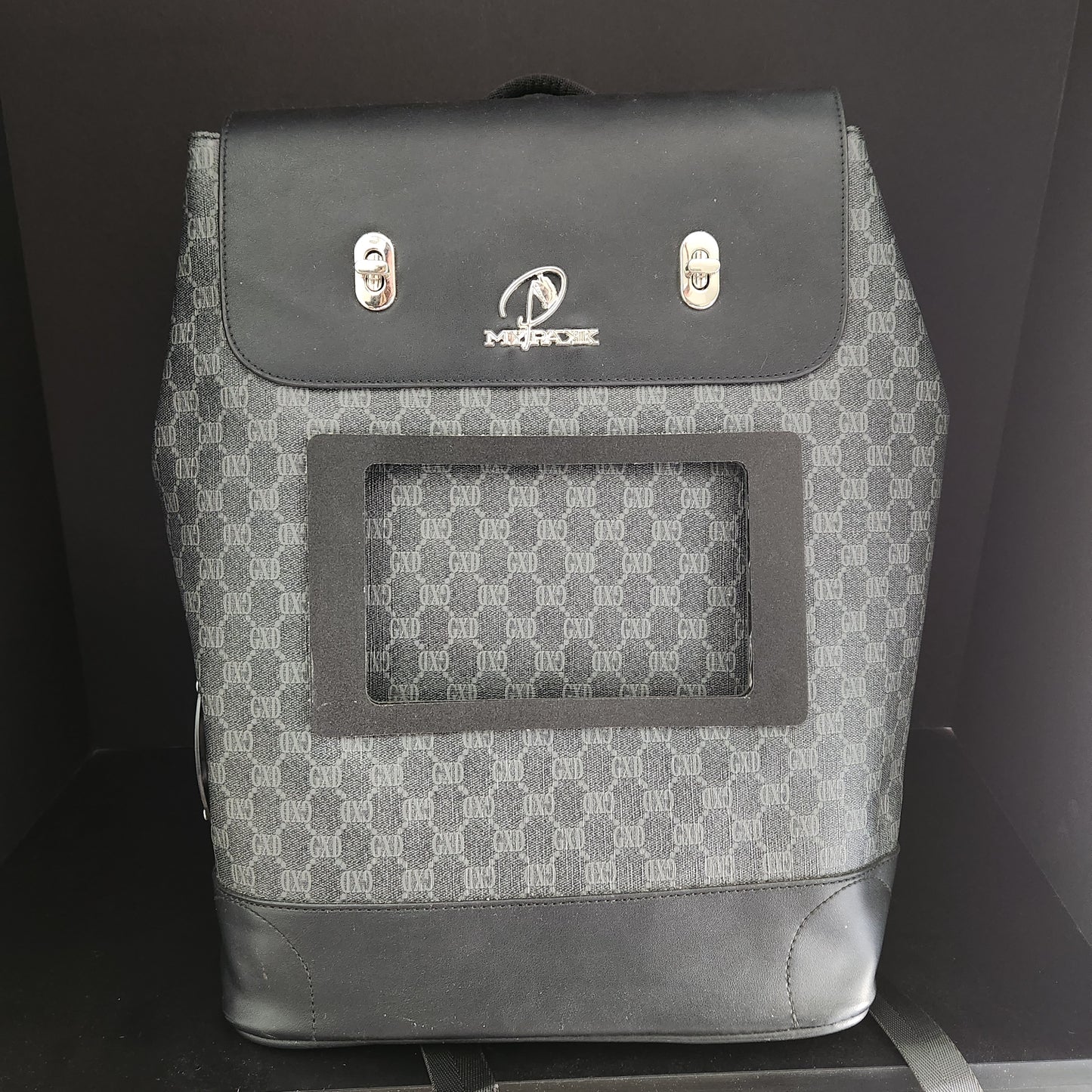 THE BUSINESS TOTE BAG